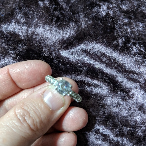 Rings - Picture 6 of 7